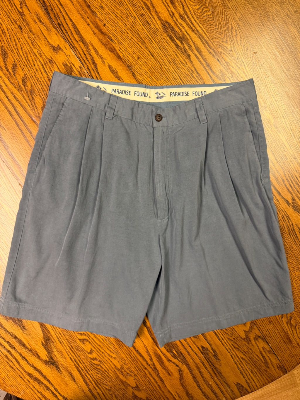 Paradise Found Honolulu Shorts 36 Blue