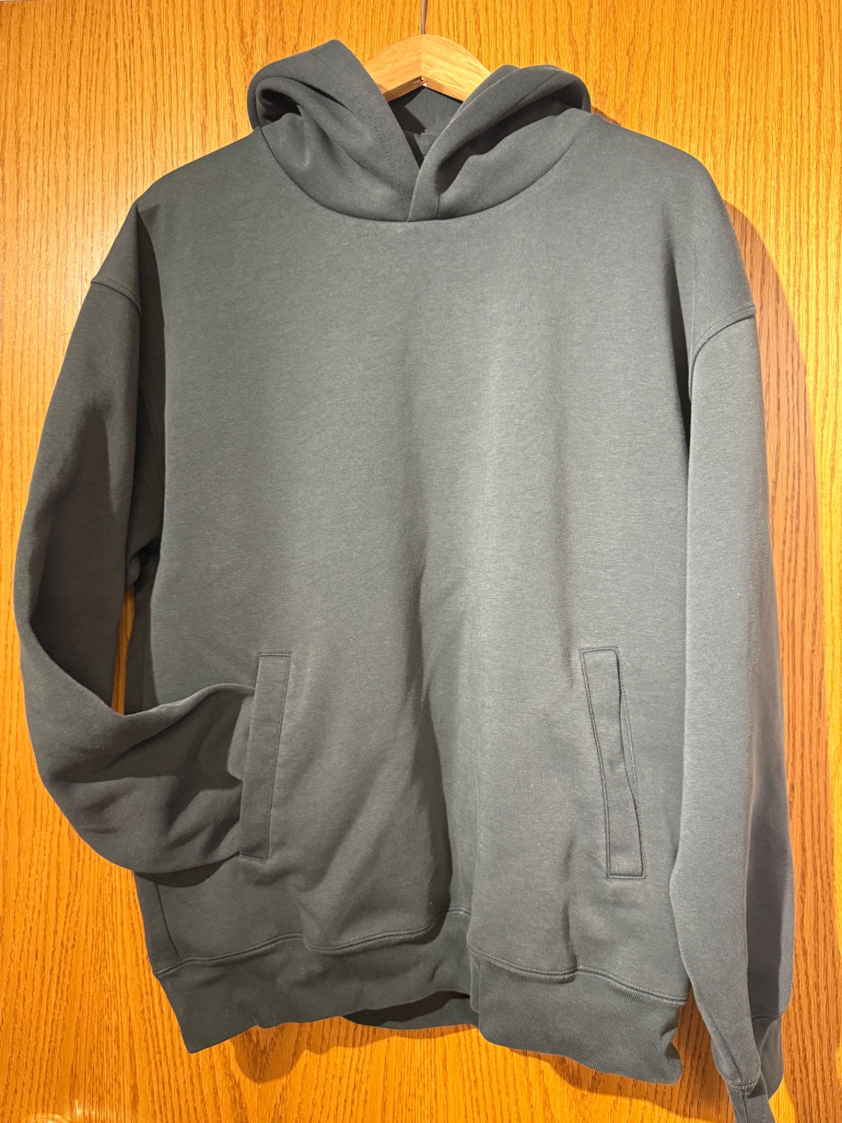 UNIQLO Men’s Outerwear L Black/Charcoal