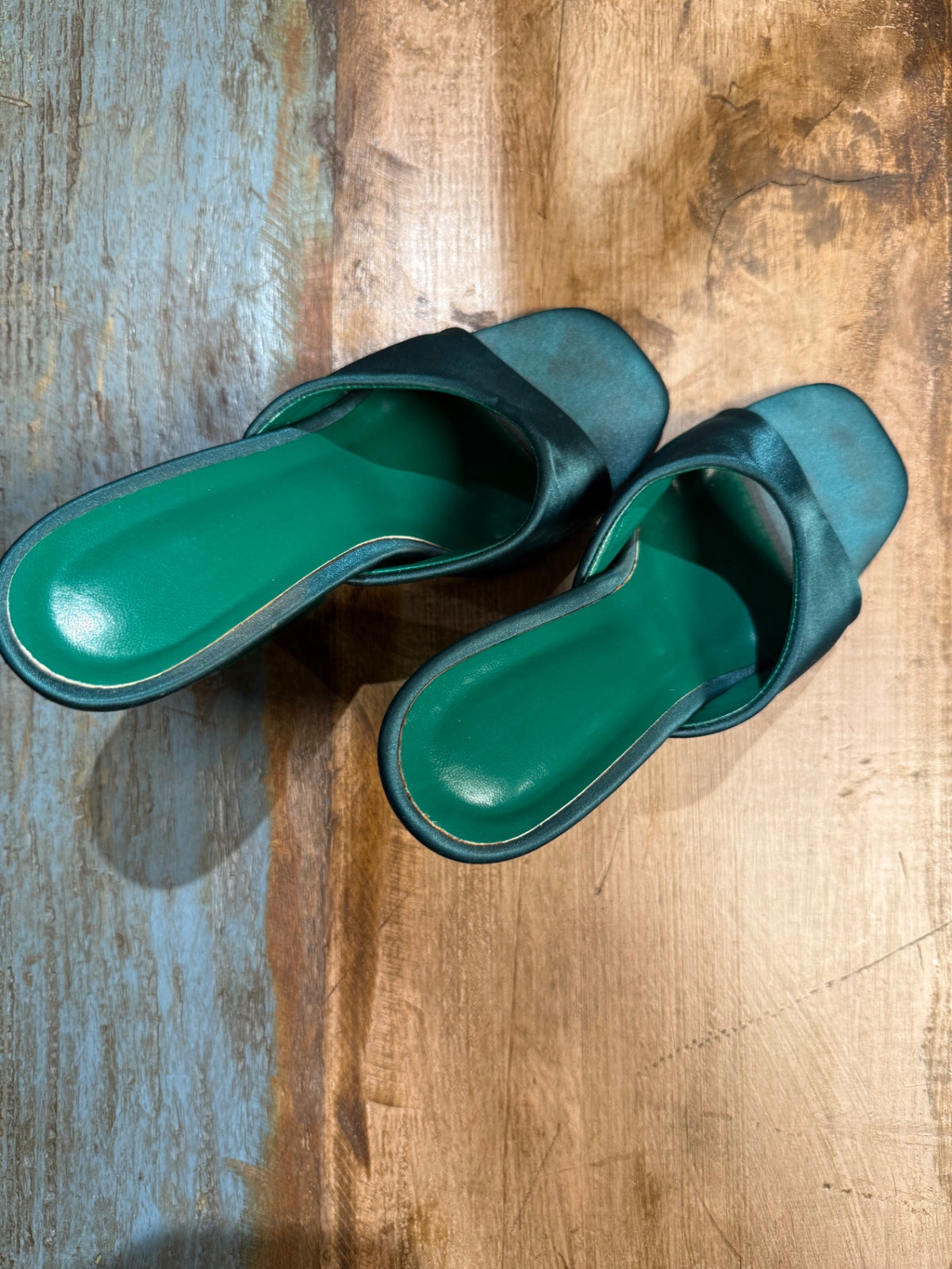 Unknown Women’s Foorwear 9 Dark Green