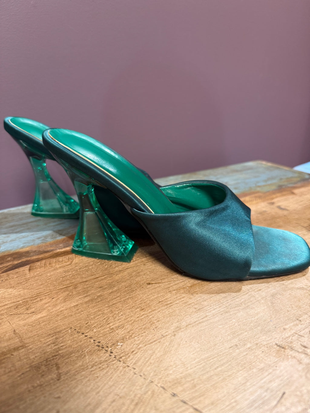 Unknown Women’s Foorwear 9 Dark Green